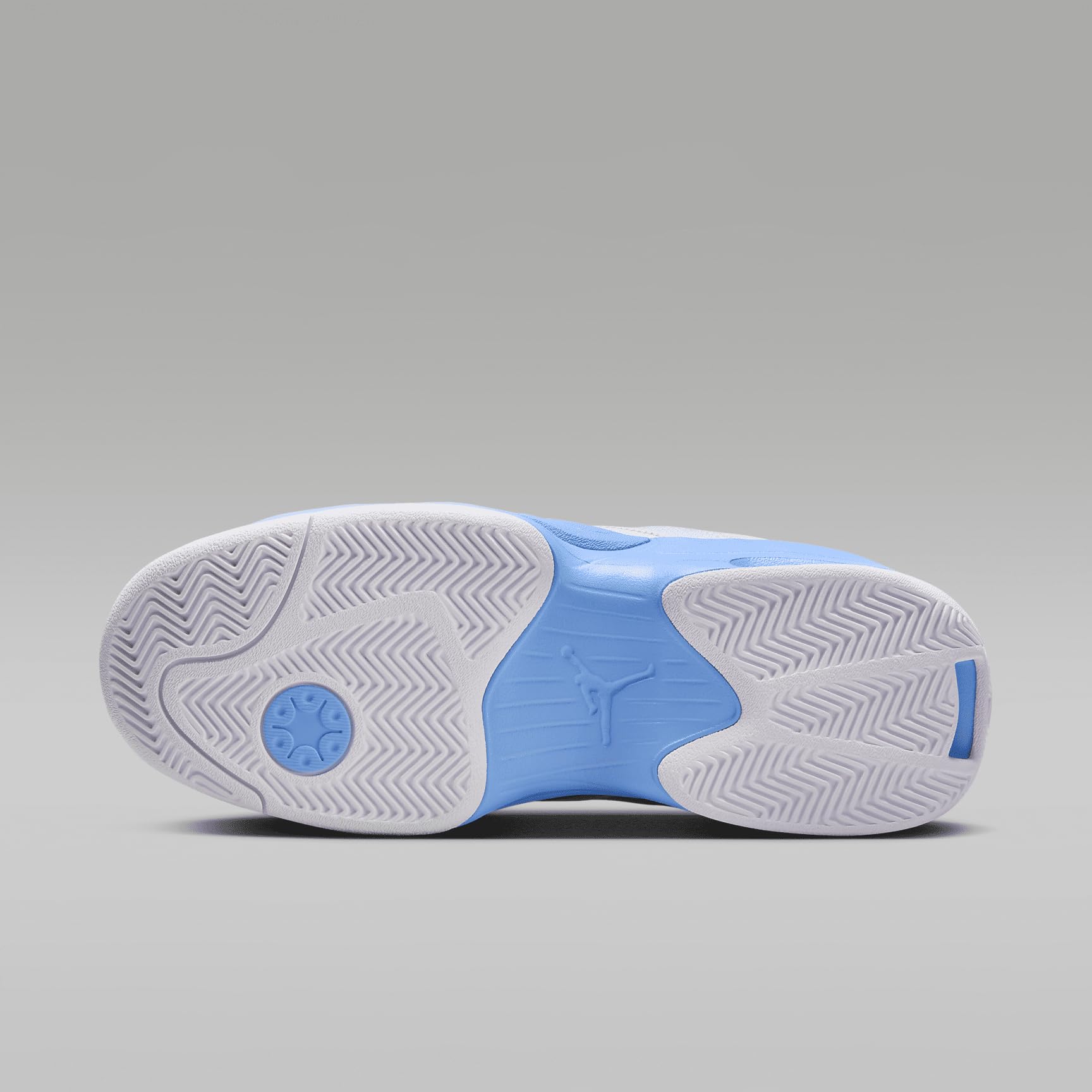 Chaussures Jordan Max Aura 6 p - Vans Shoes Old Skool avis et prix